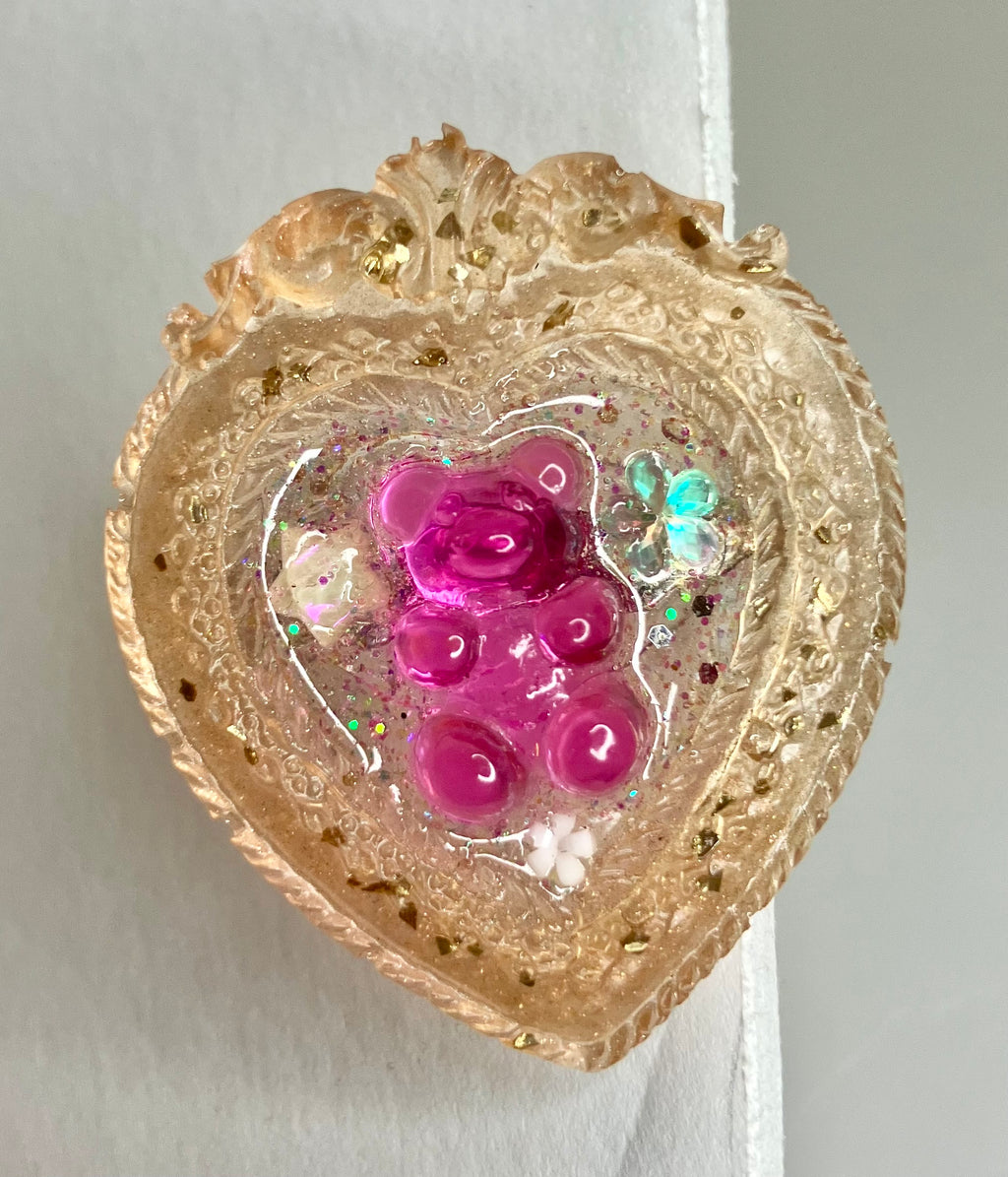 Resin pins and hair clips