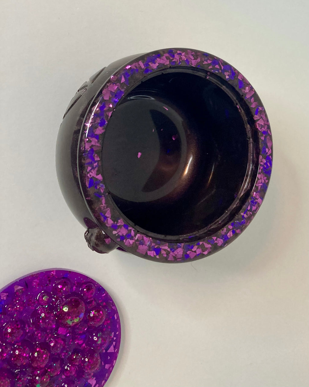 Large Cauldron trinket box
