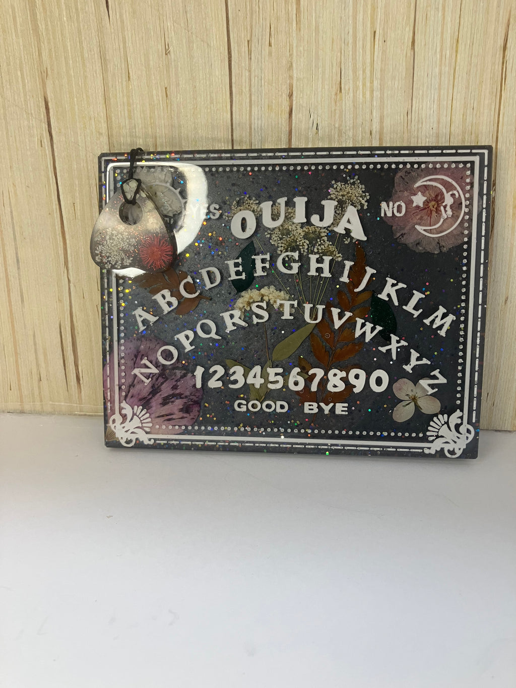 Small resin ouija board/spirit board