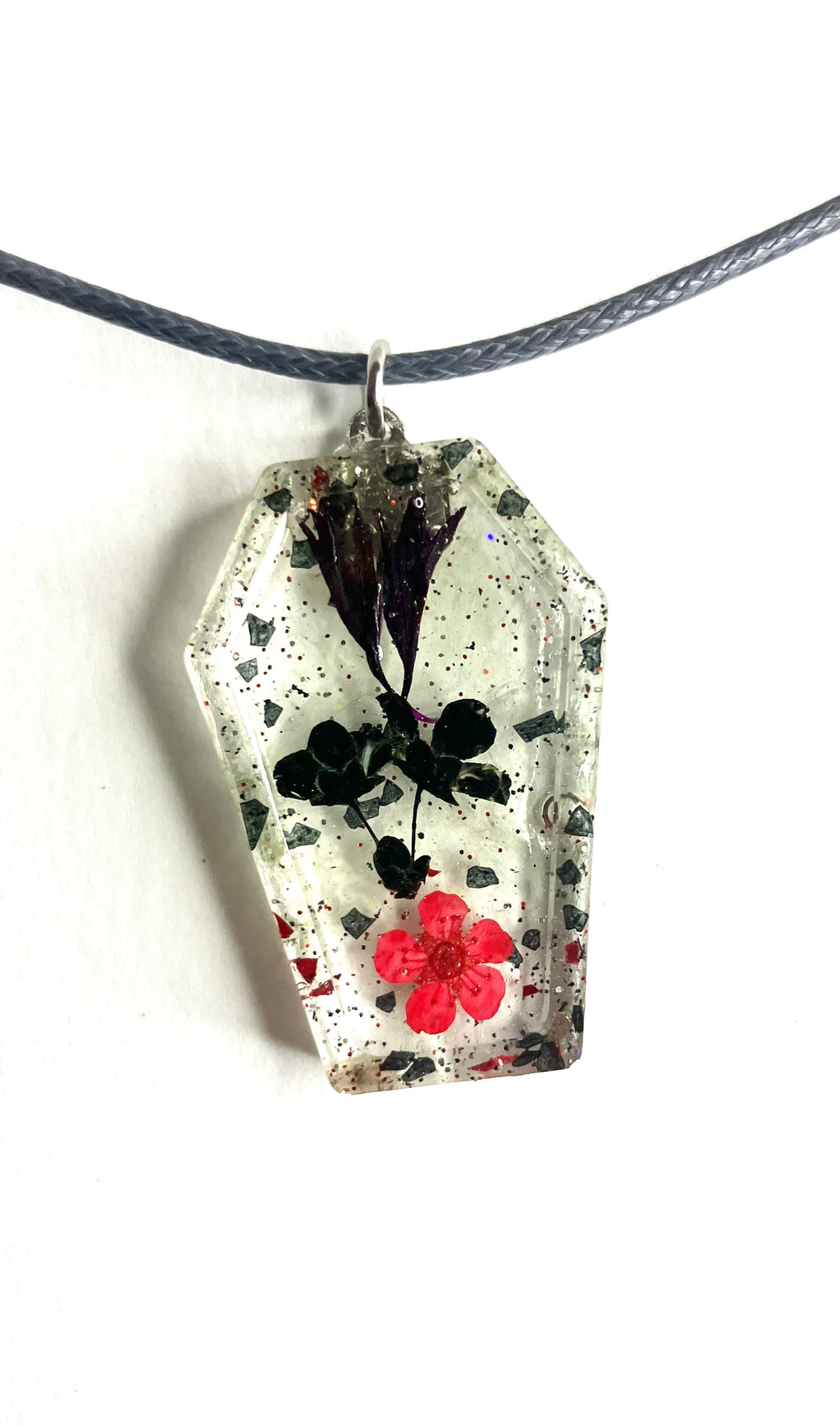 Resin frame pendants