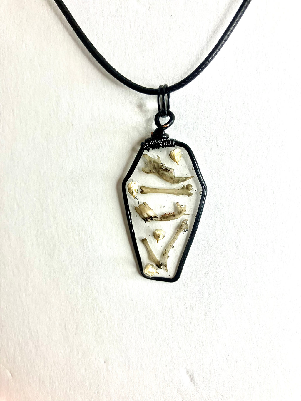 Resin frame pendants