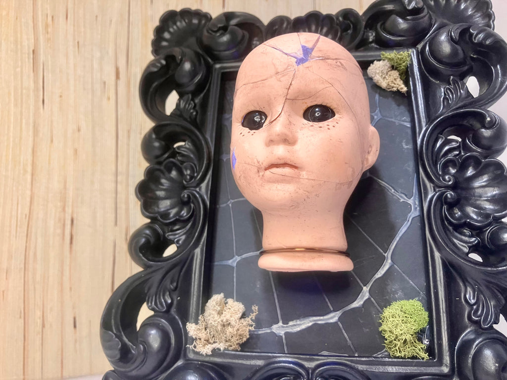 Light up broken doll