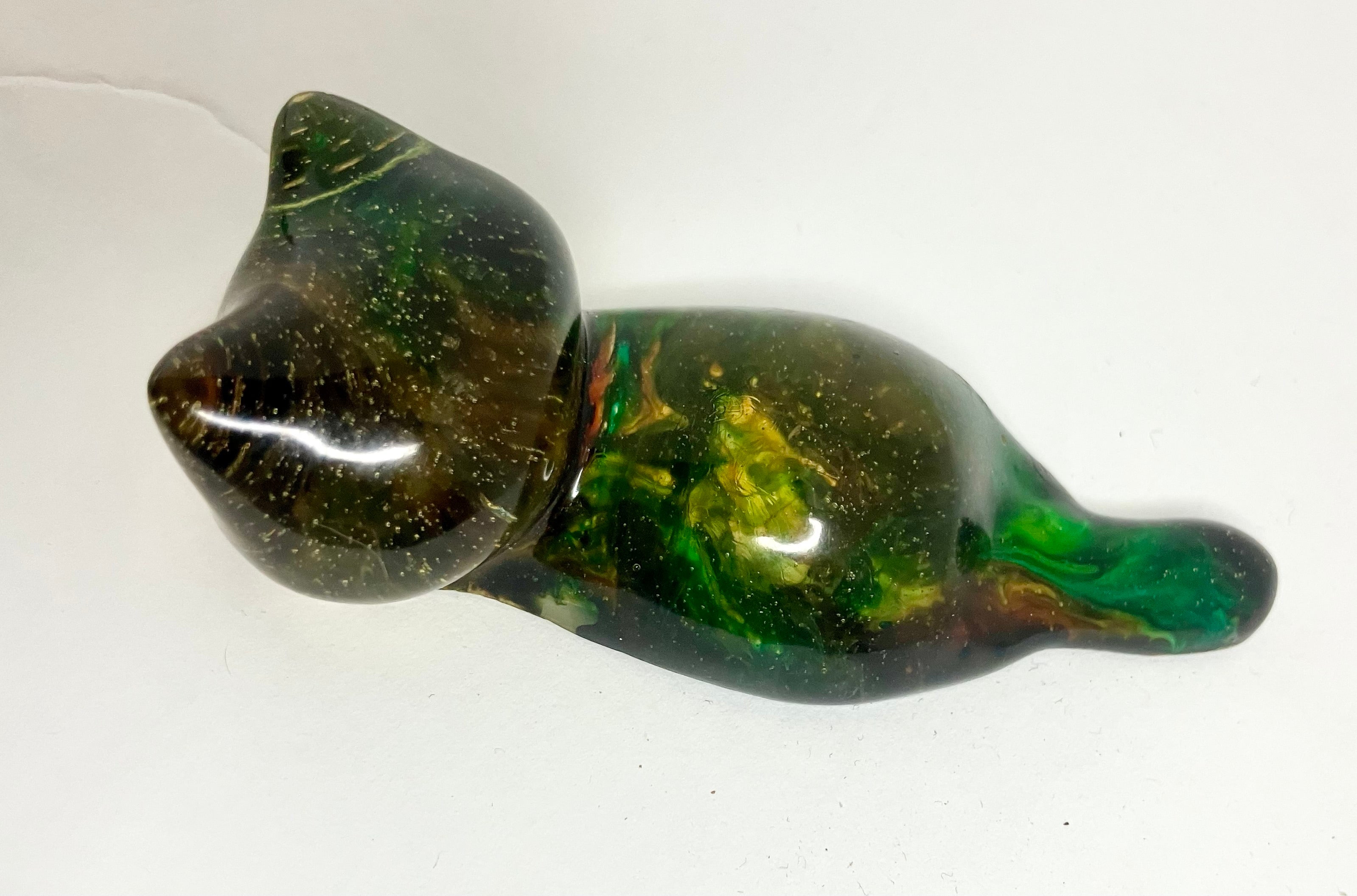 small cat loaf figurines