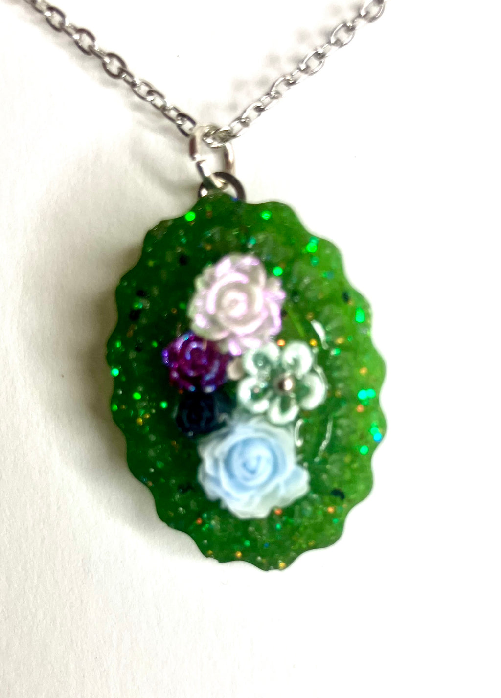 Resin frame pendants