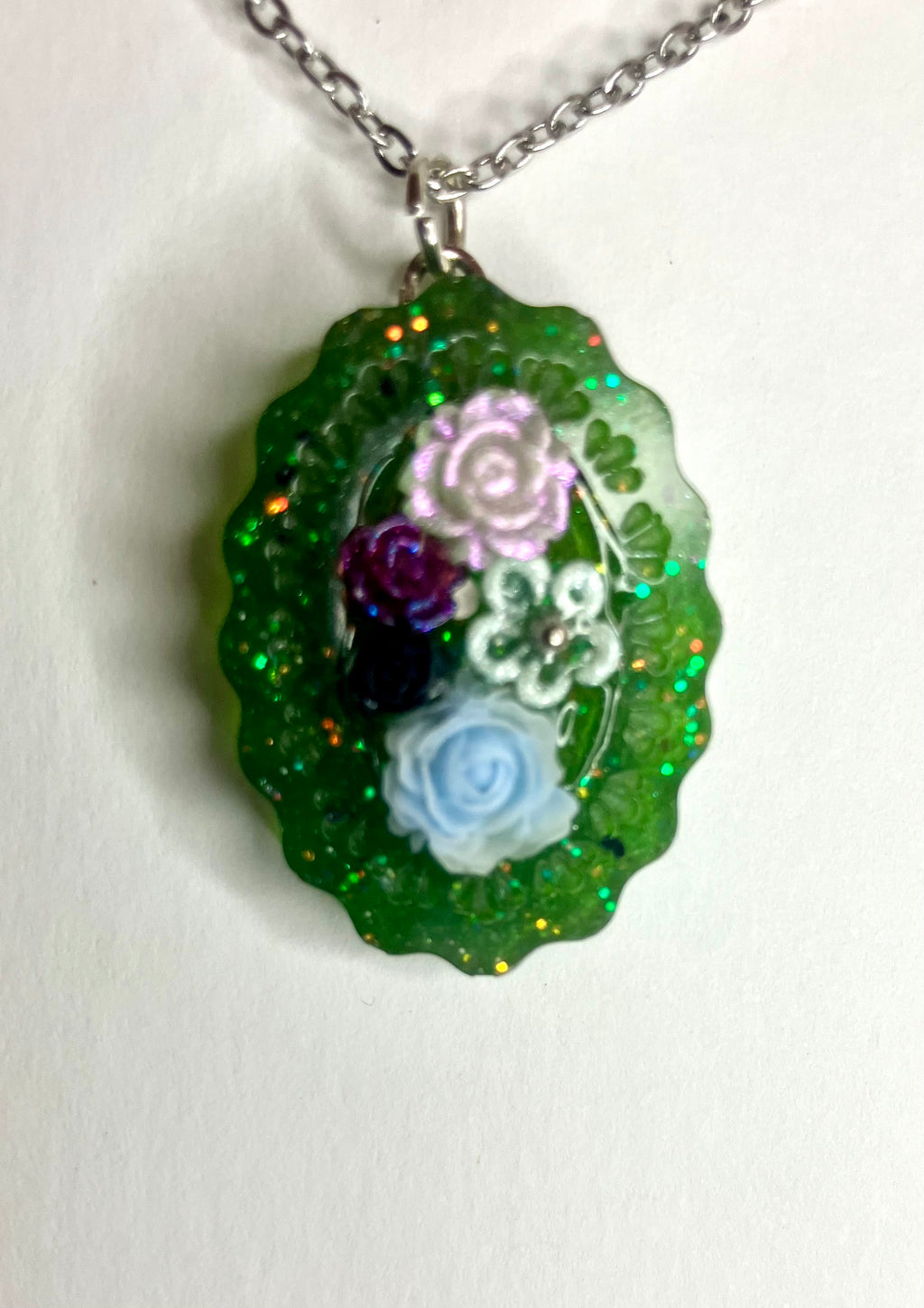 Resin frame pendants