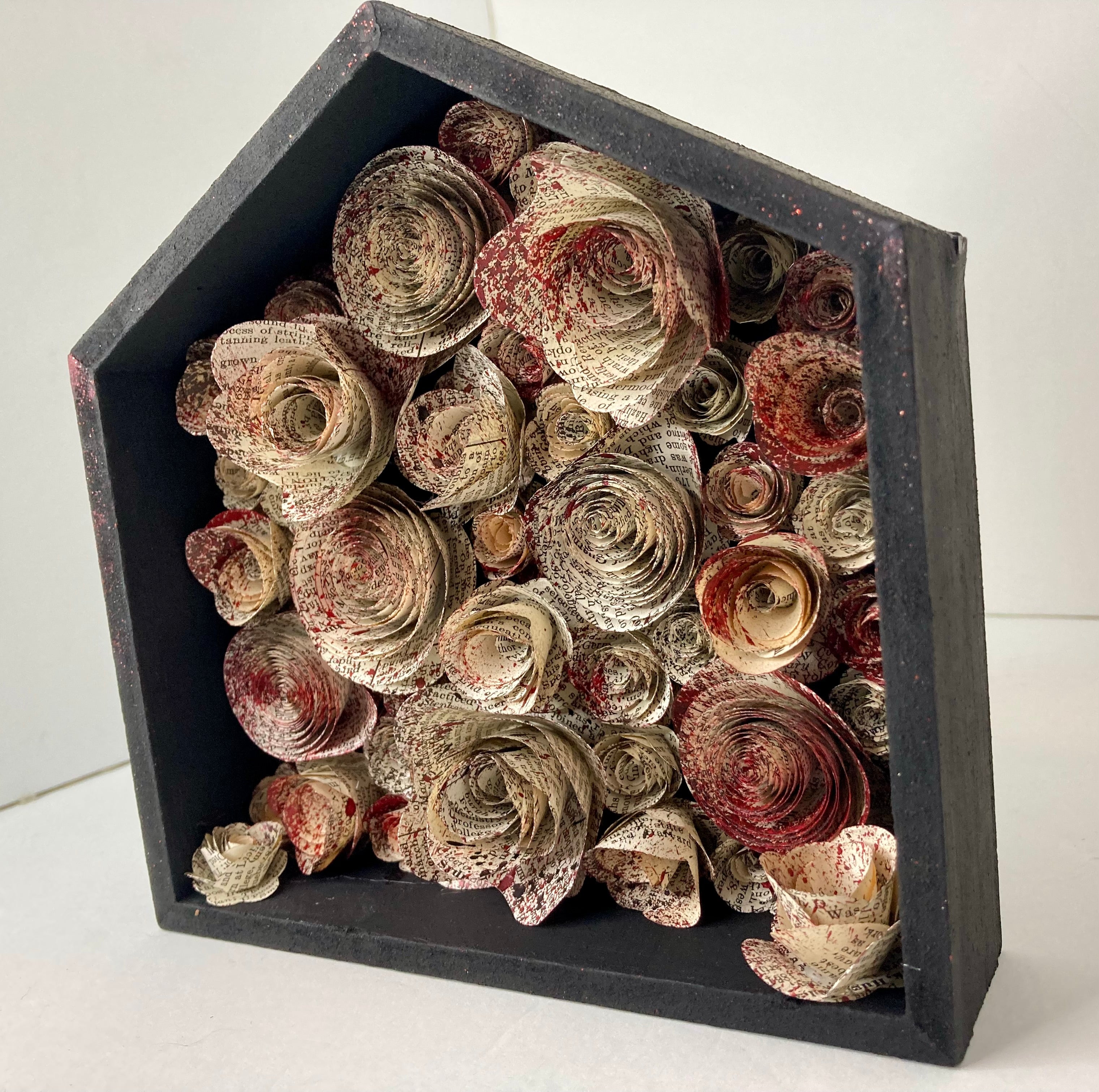 Blood splatter rose box