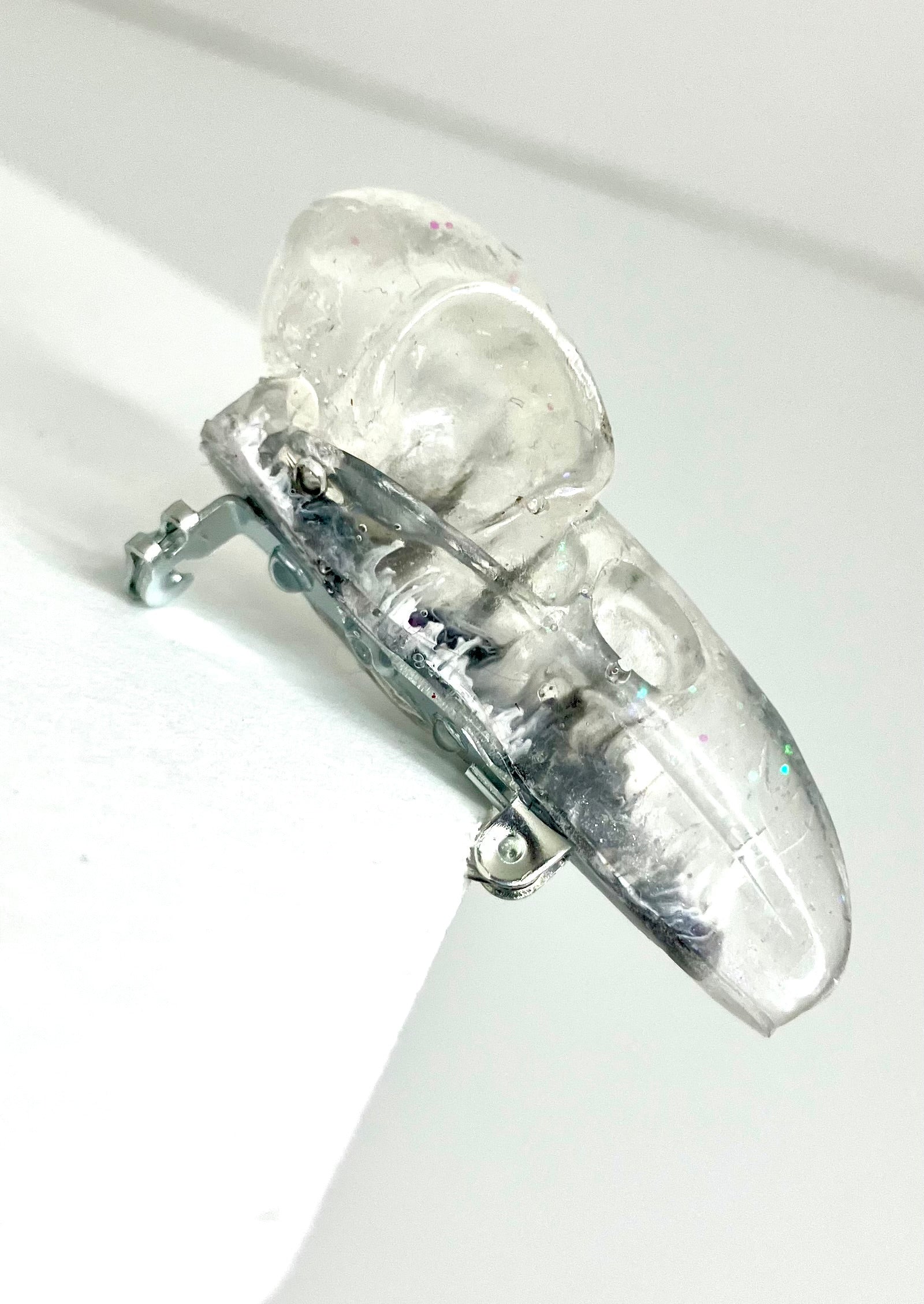 Resin pins and hair clips