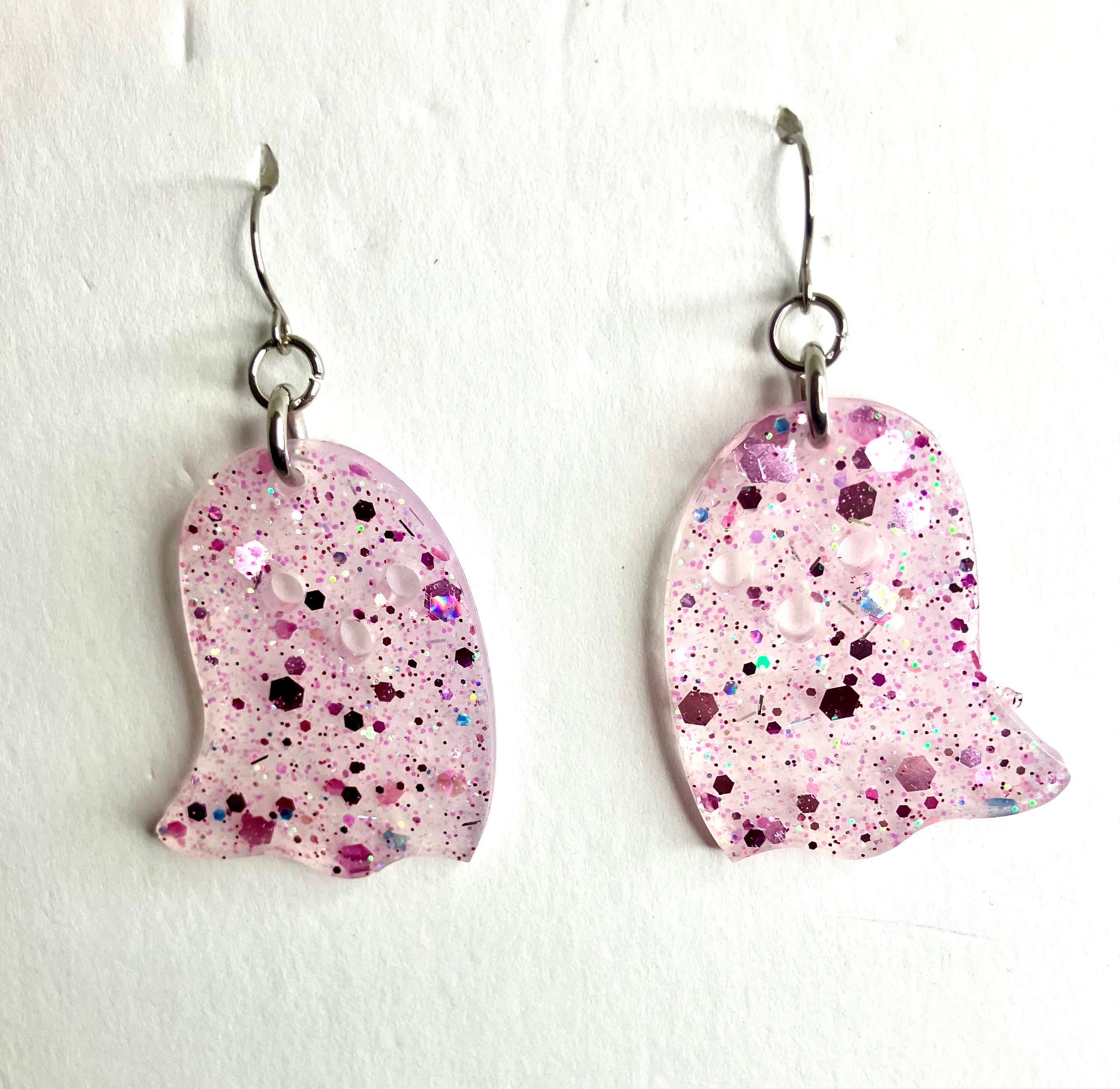 Resin ghost earrings