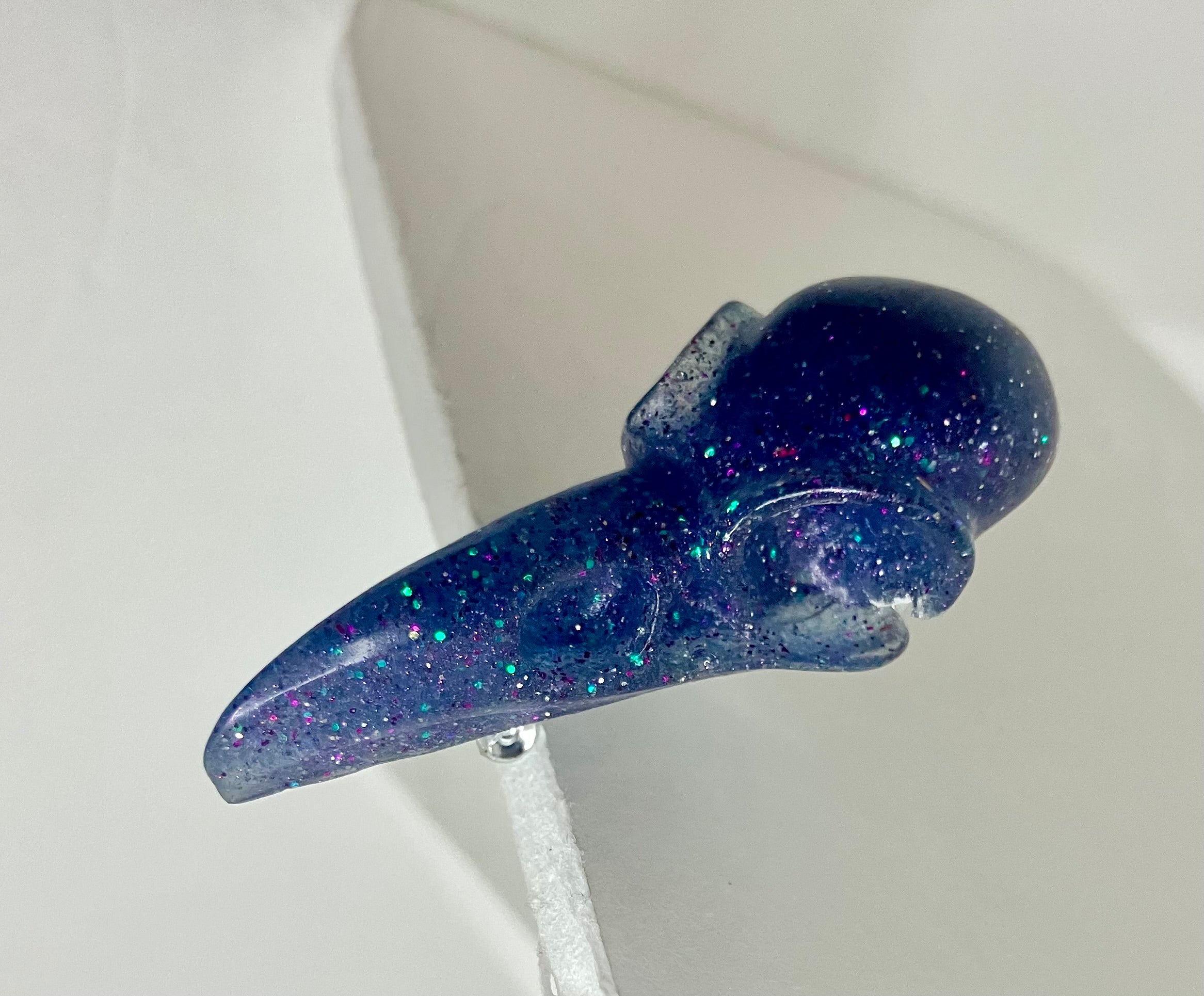 Resin pins and hair clips