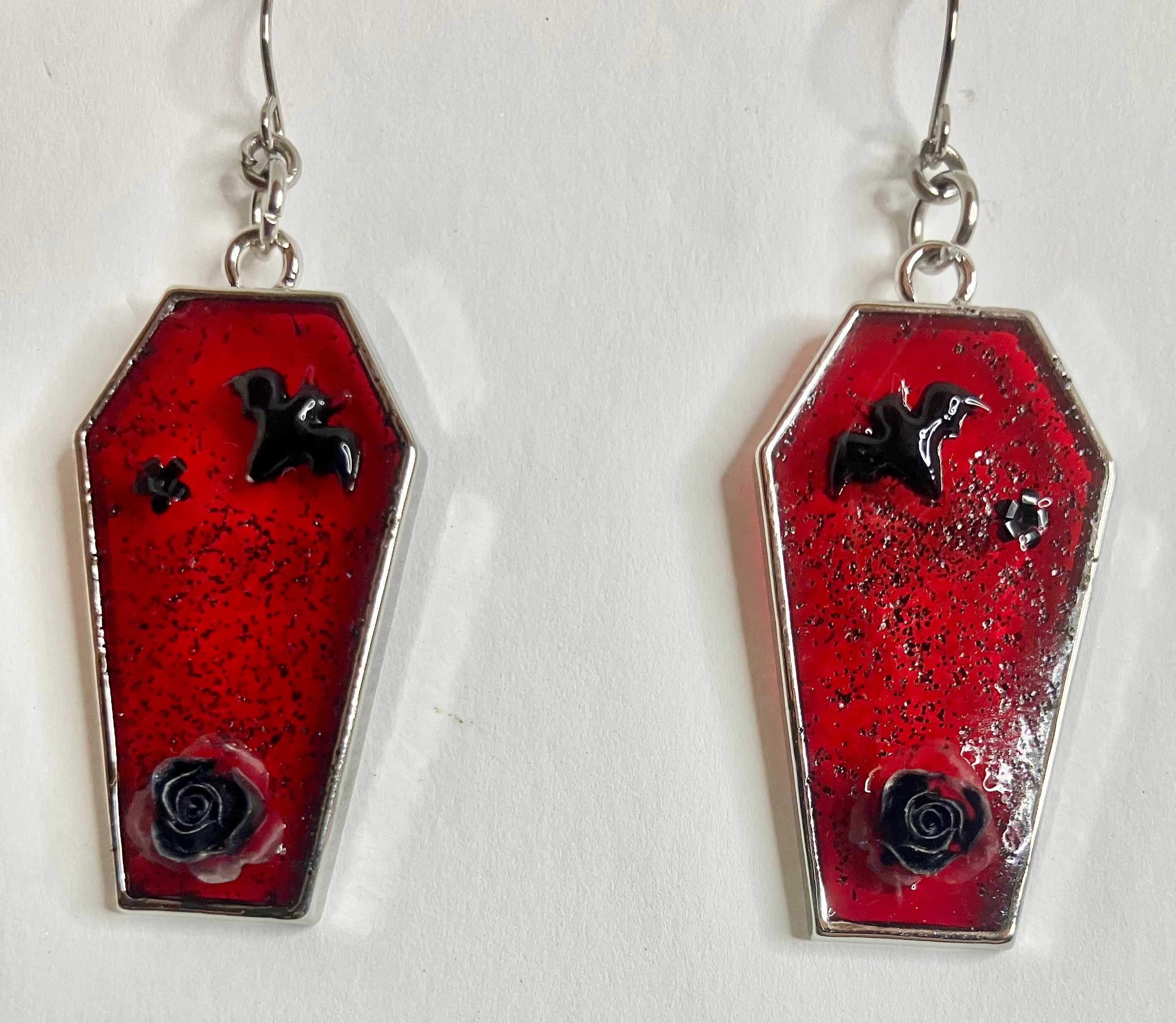 Coffin bezel jewelry