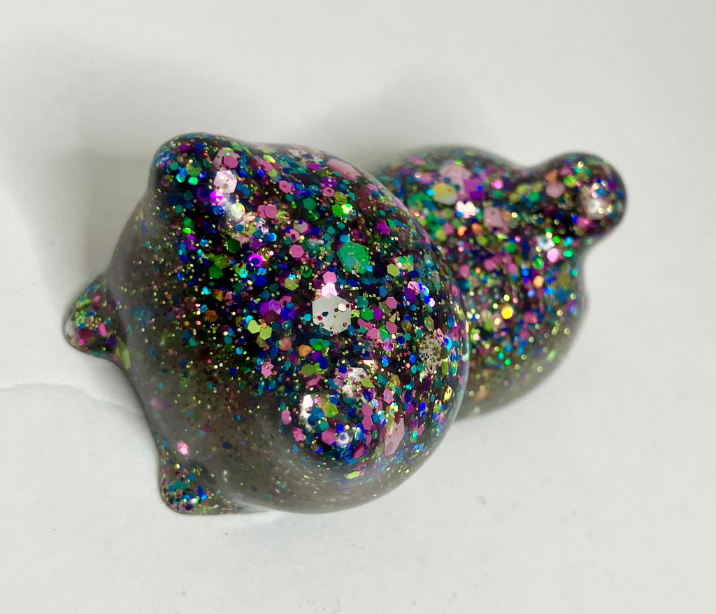 small cat loaf figurines