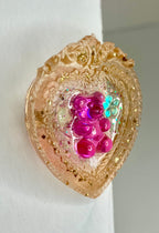 Resin pins and hair clips