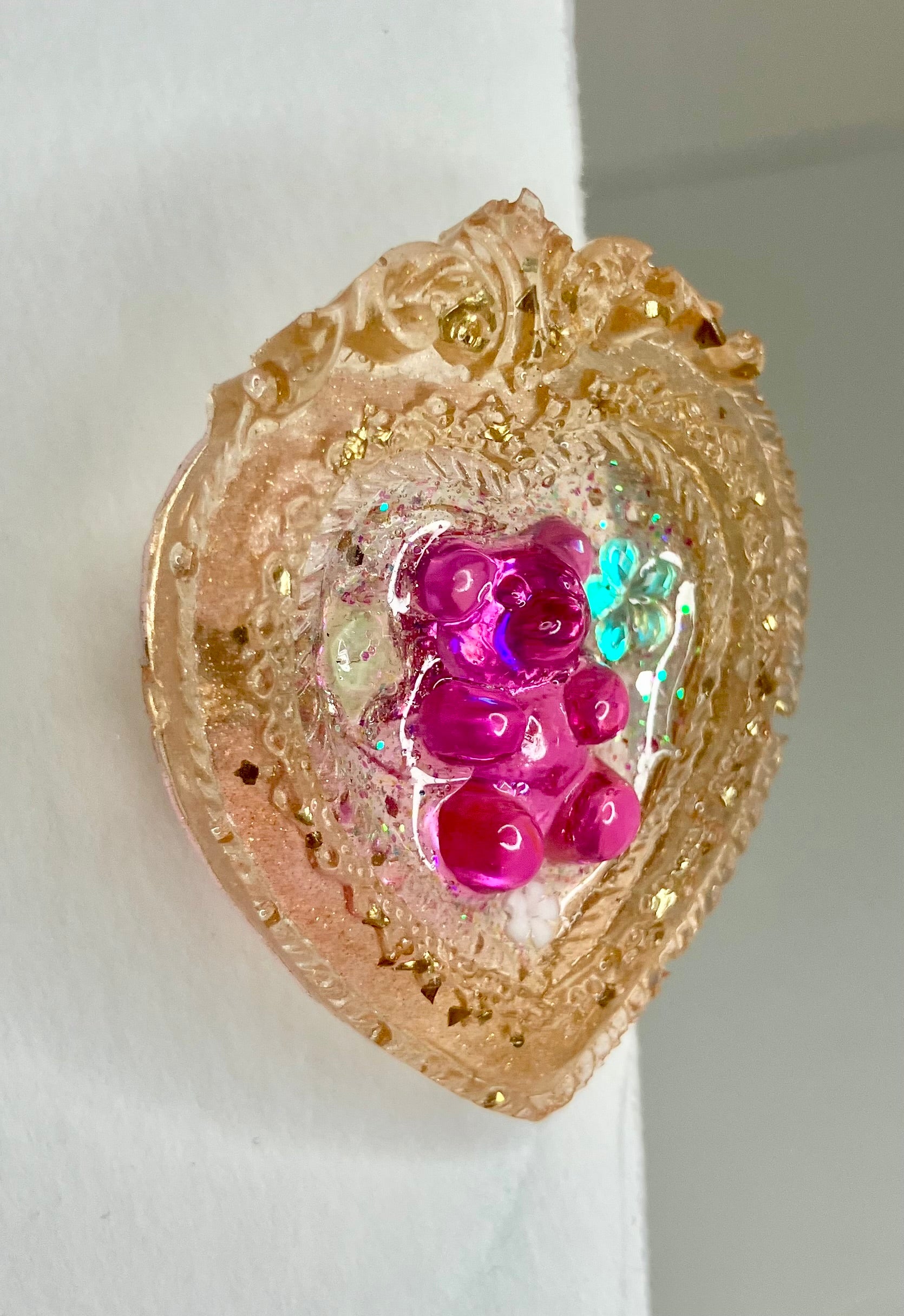 Resin pins and hair clips