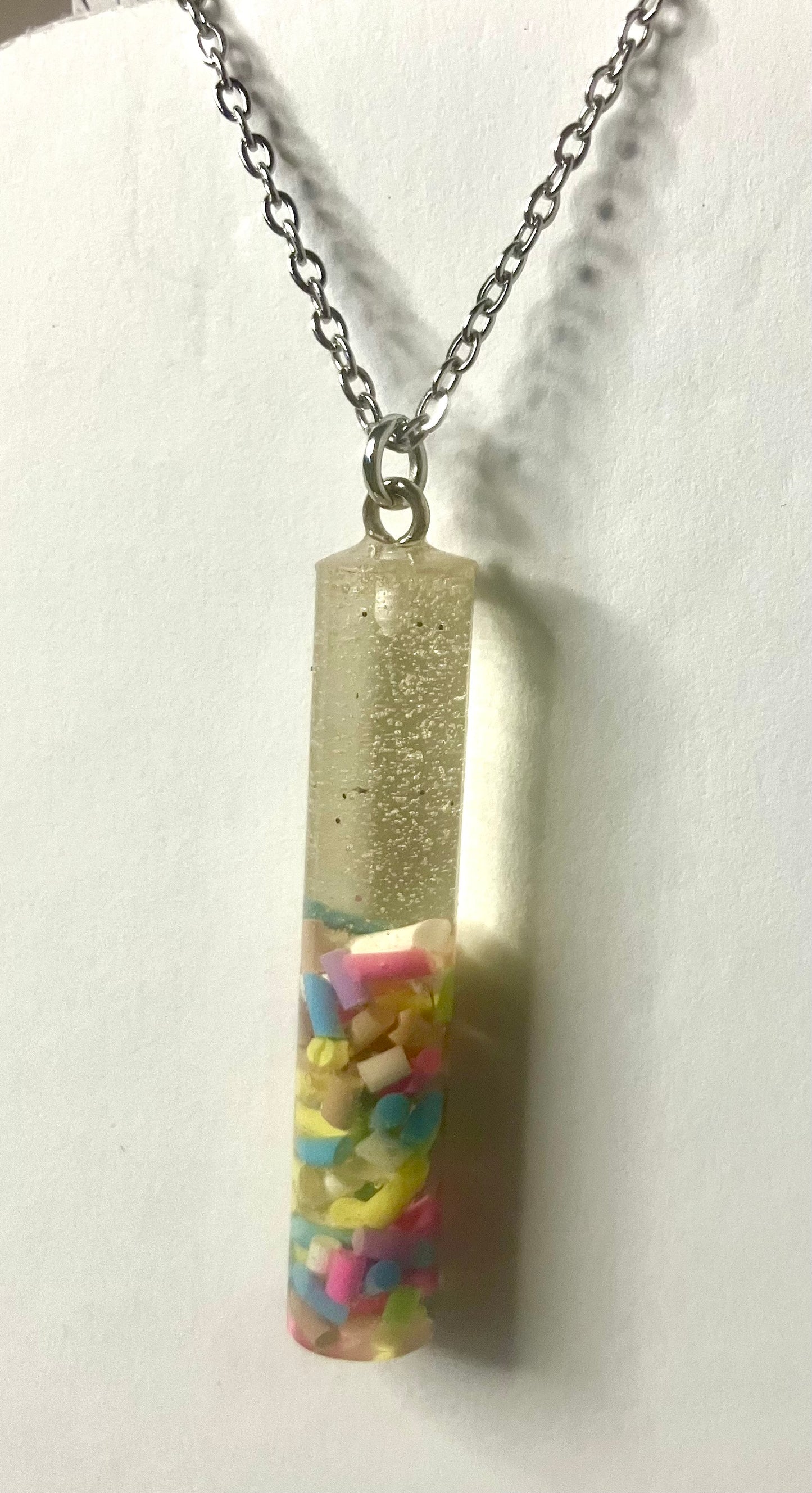 Geometric Resin Pendant Necklaces: Glitter, Ink Swirl & Custom