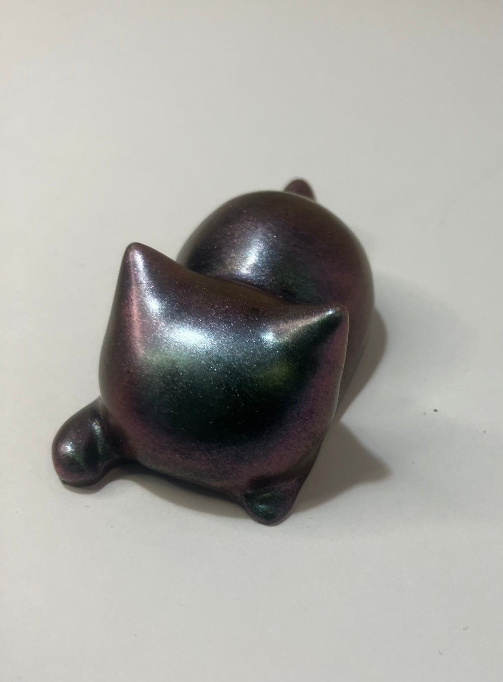 small cat loaf figurines