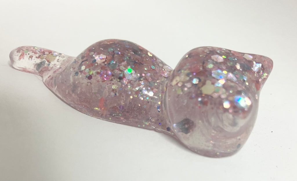 small cat loaf figurines