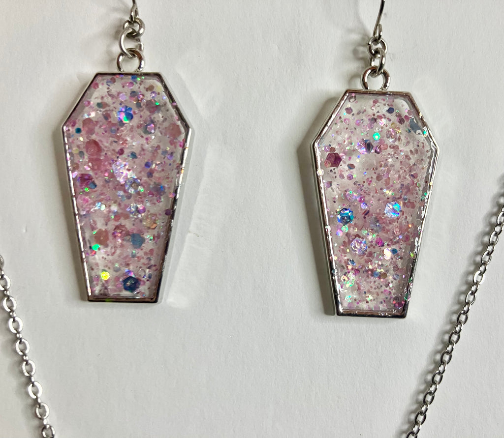 Coffin bezel jewelry