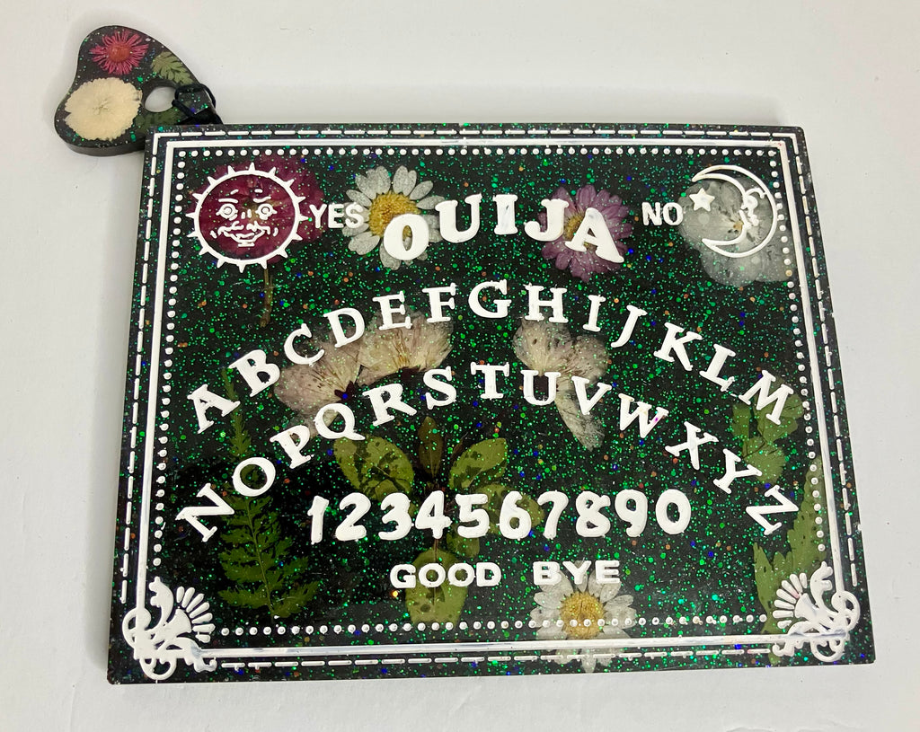 Small resin ouija board/spirit board