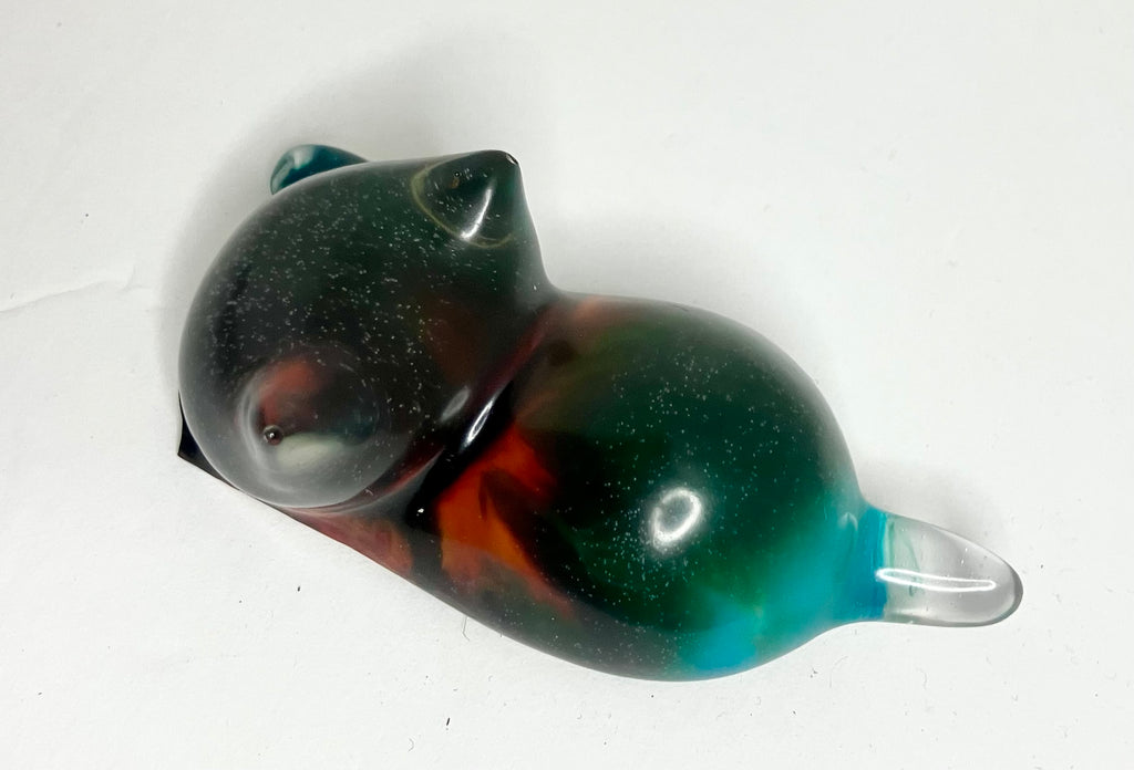 small cat loaf figurines