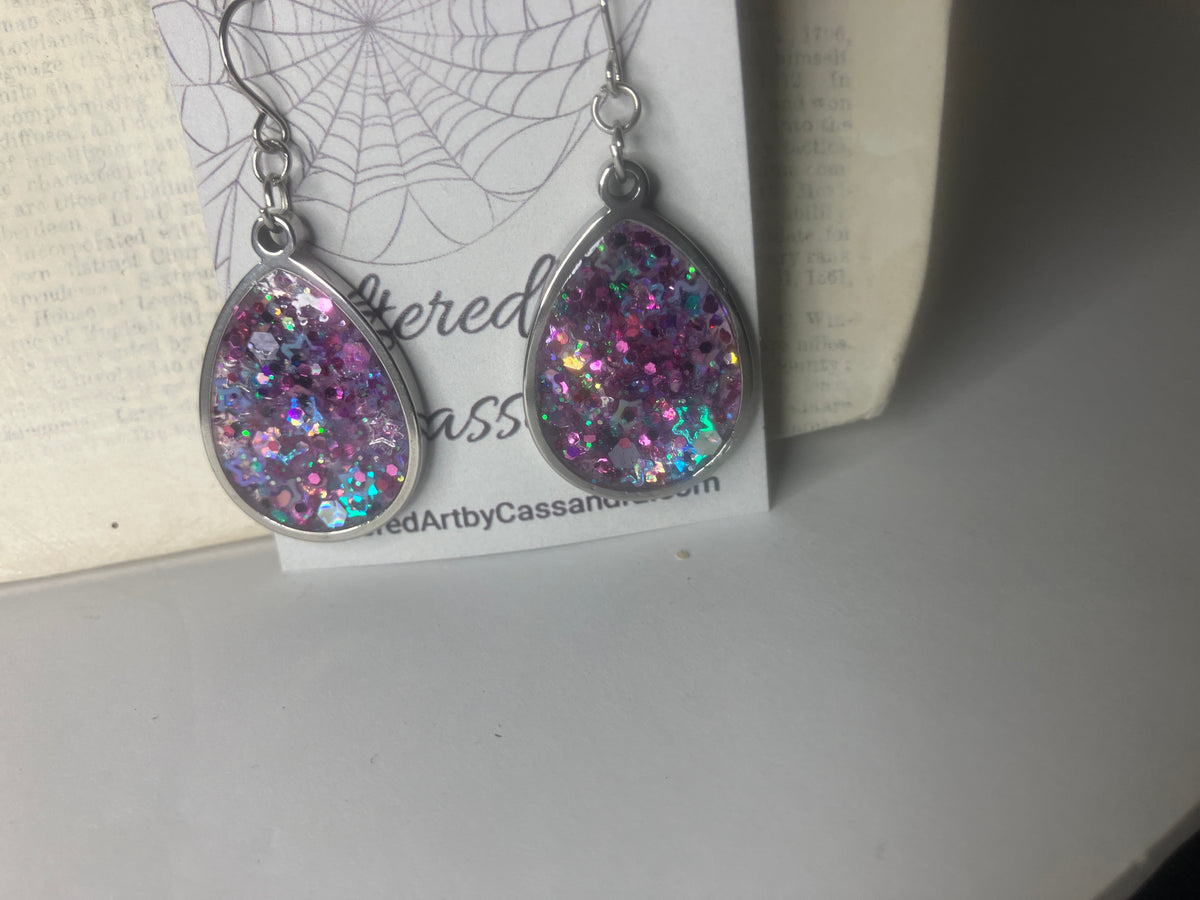 Dried Flower Resin Jewelry: Earrings & Necklaces
