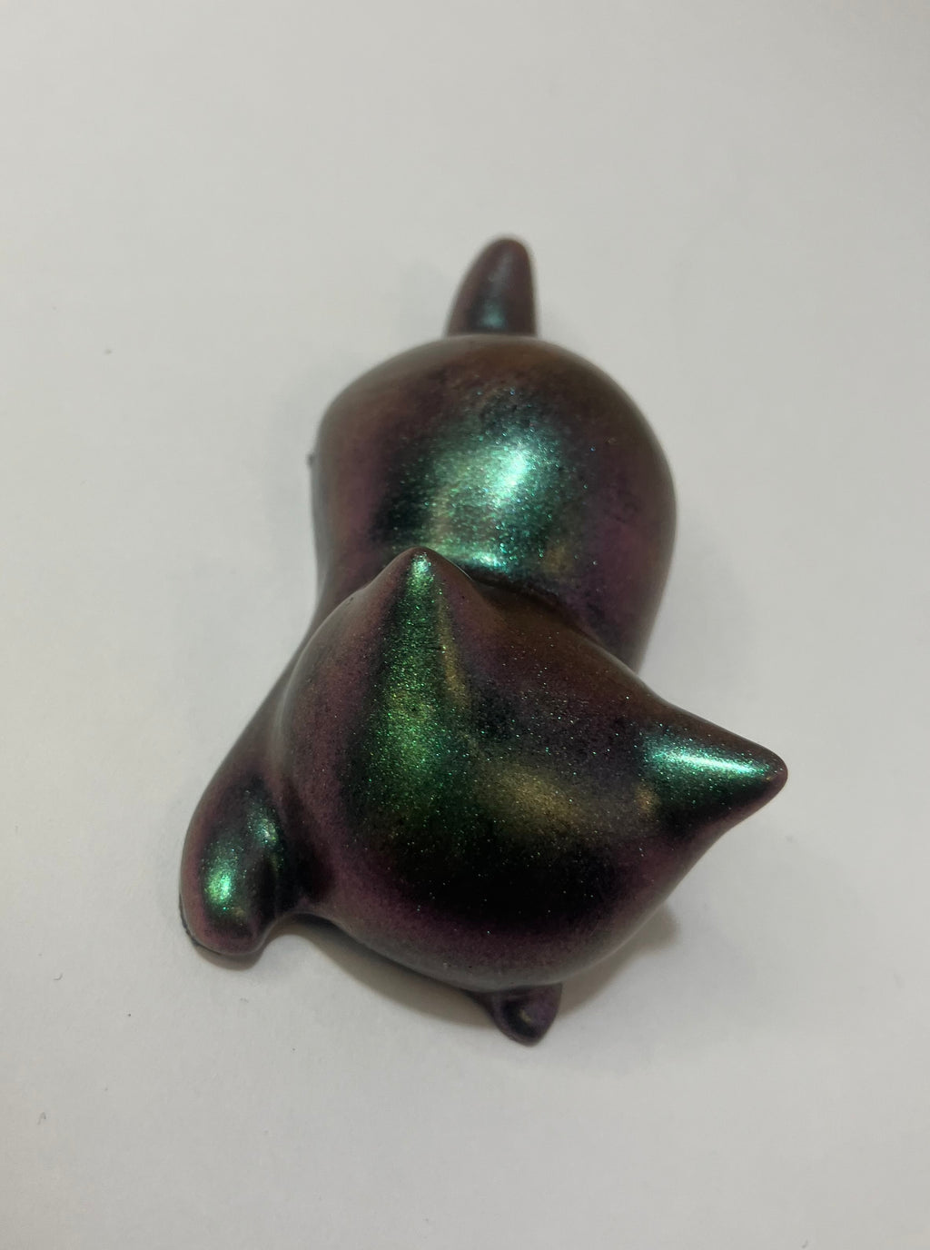 small cat loaf figurines