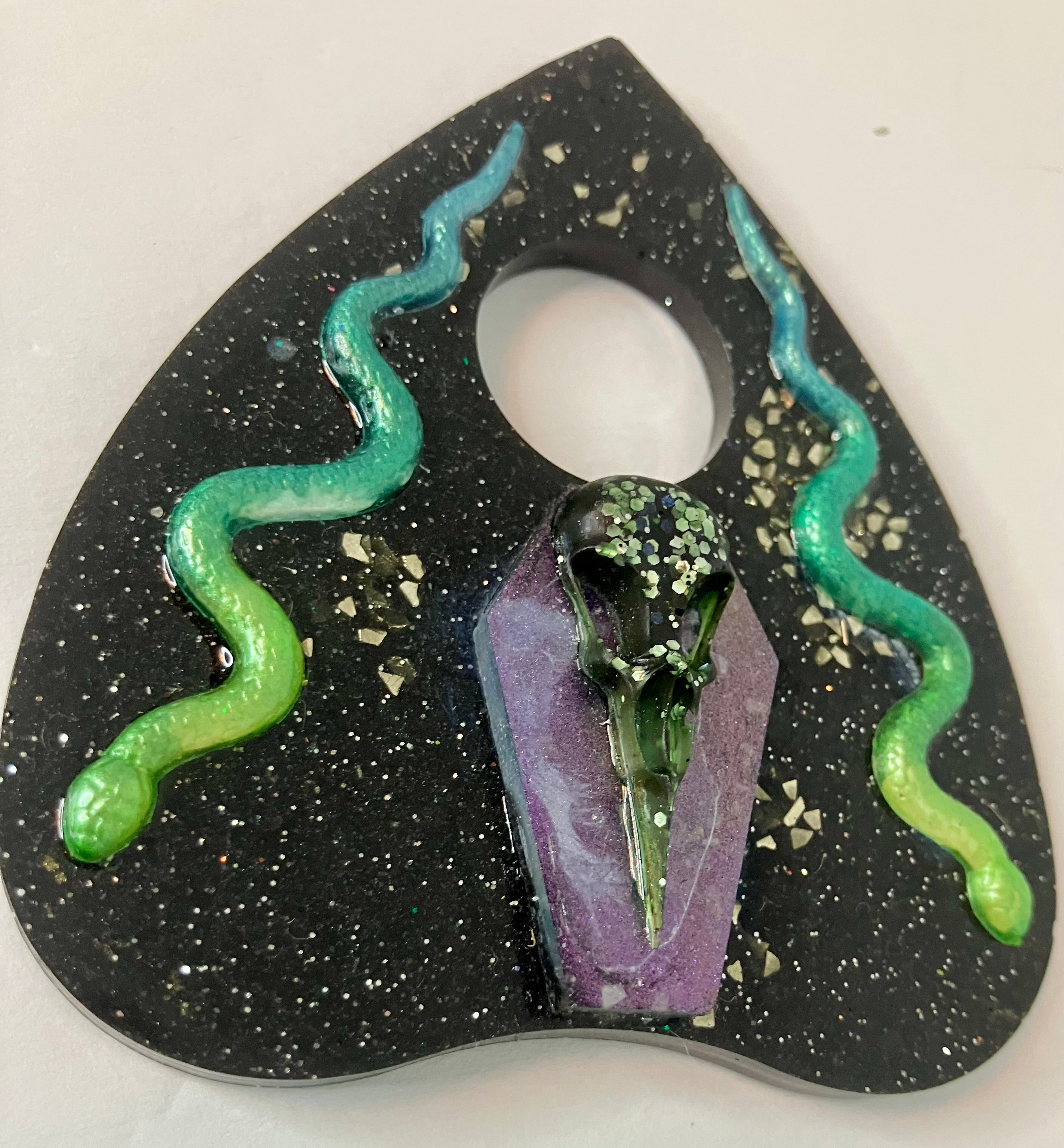 Decorative planchette